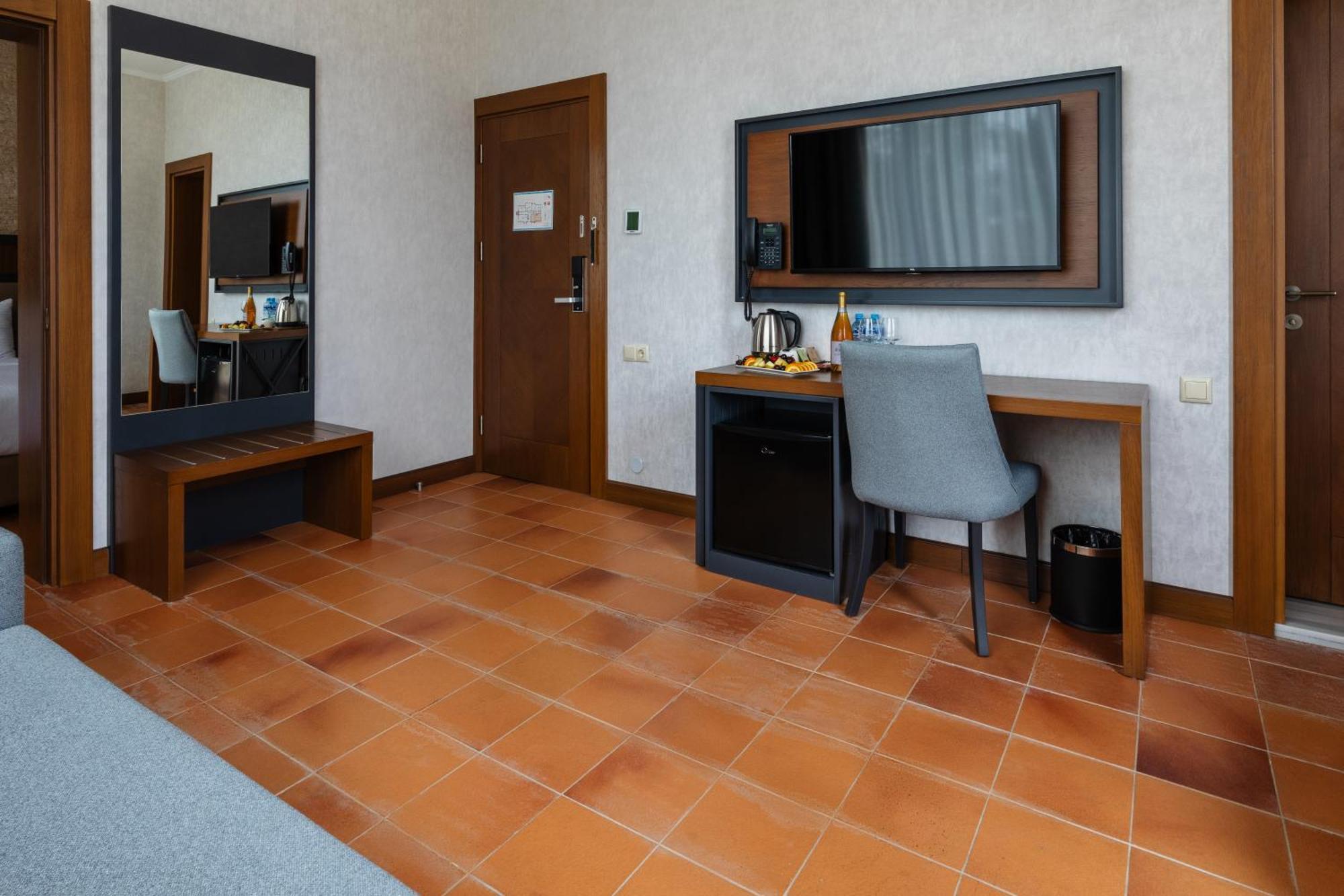 Hotel Chateau Kvirike Boboqvati Kültér fotó